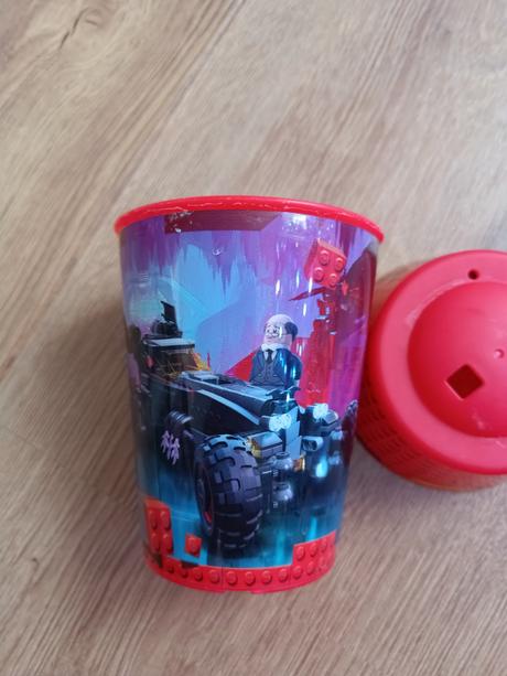 Plastovy pohar lego batman, 