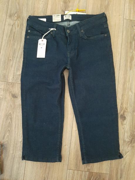 Tristvrtove rifle v .29, mustang,m