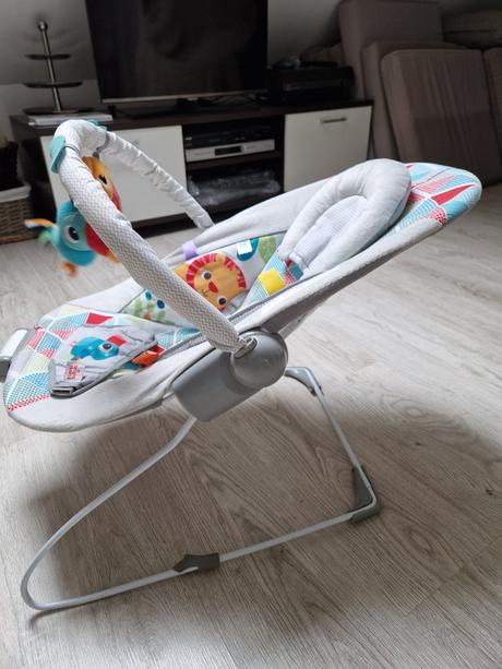 Vibrujuce kresielko bright stars, 