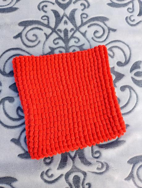 Ručne pletený nákrčník, 