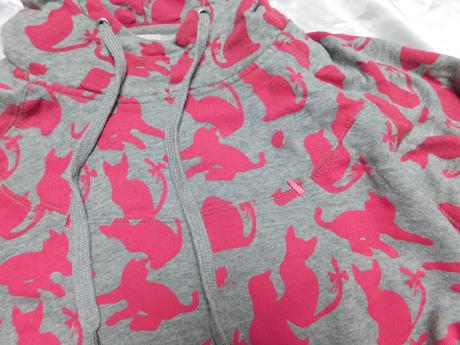 Pekna mikina s kapucnou, 164