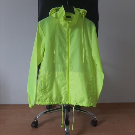 Nepremokavá športová bunda, 158