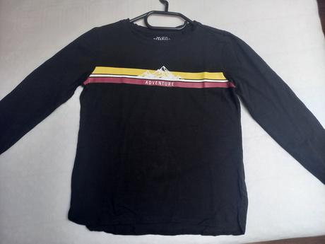 Tricko reserved, reserved,140