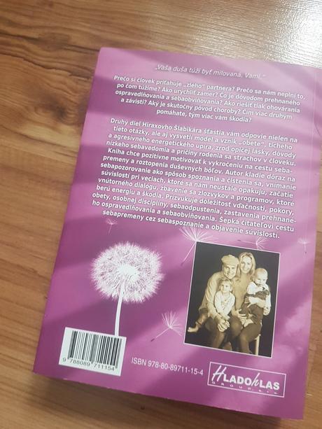 Kniha-baričák-šlabikár šťastia, 