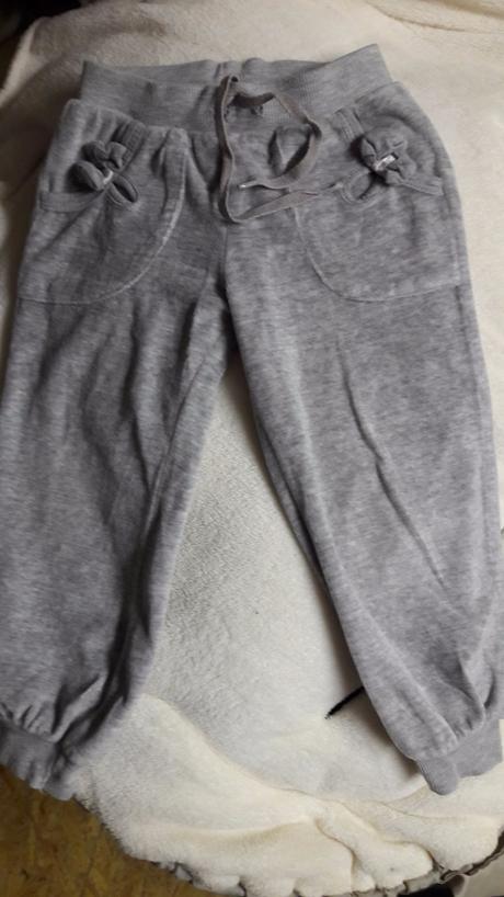 Zamatove teplaky, 98