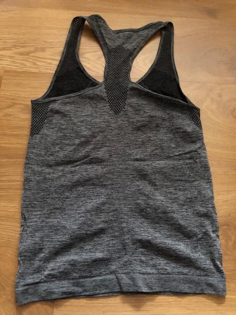 Sportove tricko, crivit,l