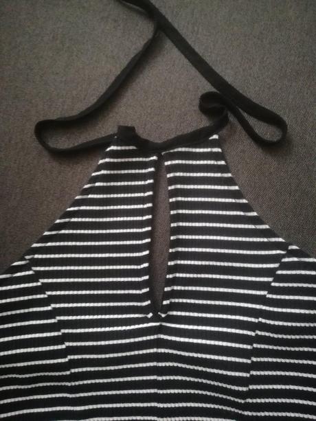 Tricko s viazanim okolo krku, gate,s