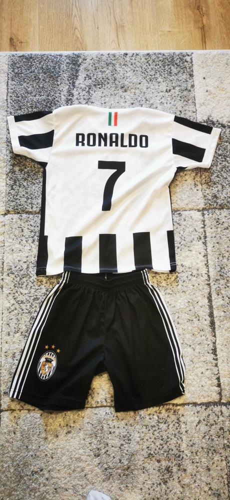 Dres ronaldo, 134
