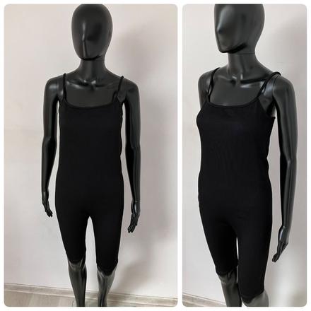 Dámsky vrúbkovaný letný overal čierny, sinsay,l