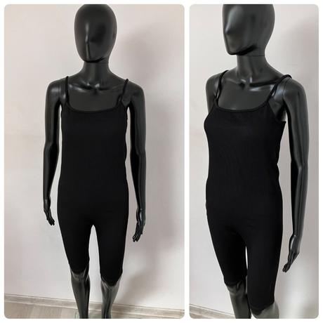 Dámsky vrúbkovaný letný overal čierny, sinsay,l