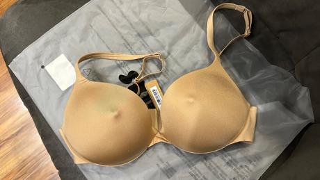 Skims podprsenka nipple ultimate bra 32c, 70c