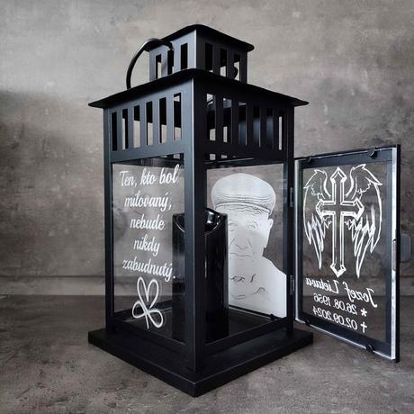 Spomienkový lampáš na hrob,