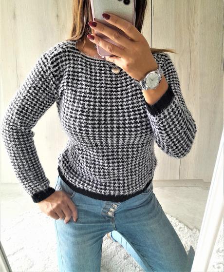 Čiernobiely mäkkučký svetrík-m, m