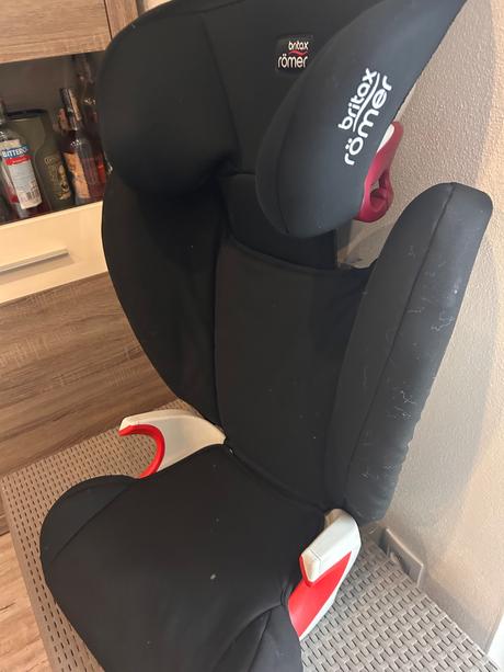 Autosedačka, britax