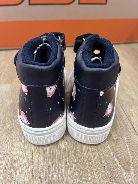 Zateplene tenisky, 26 / 27