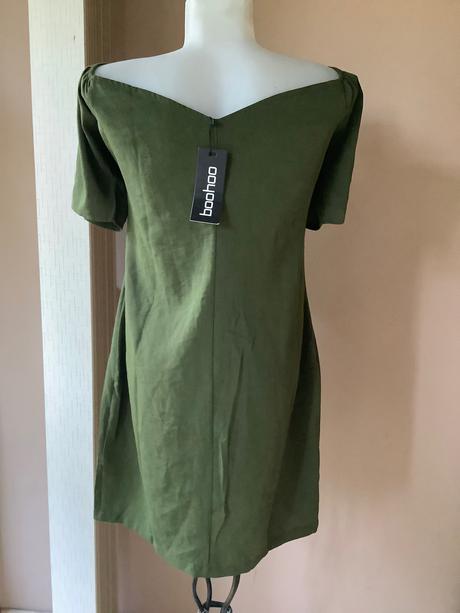 Krasne letné šaty boohoo 2+1napoly, 42