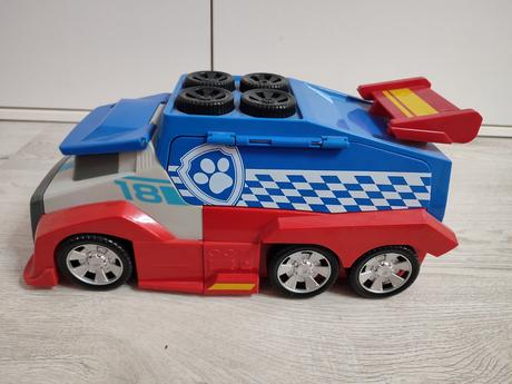 Auto tlapková patrola, 