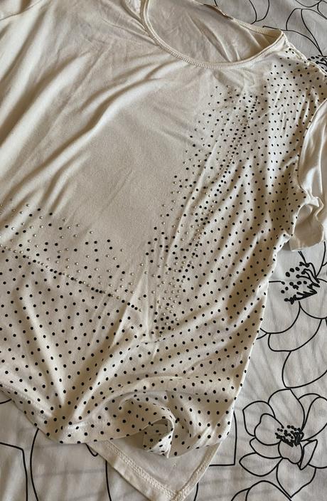 Kvalitné tričko s guličkami a kamienkami o&s v. l, l