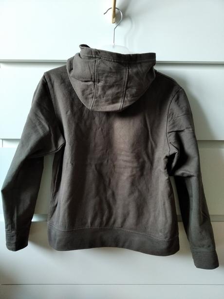 Mikina s kapucňou, 134