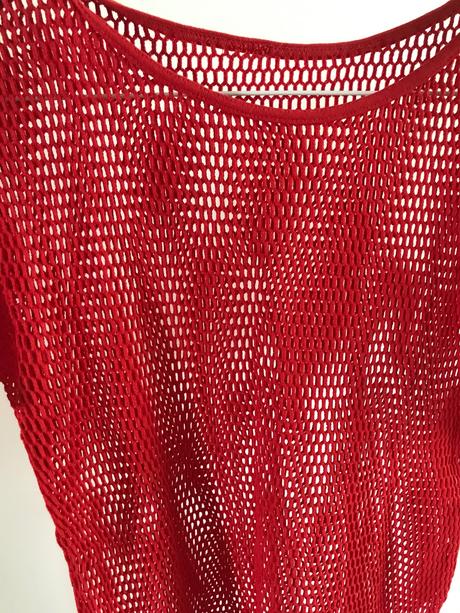 Červené tričko, s