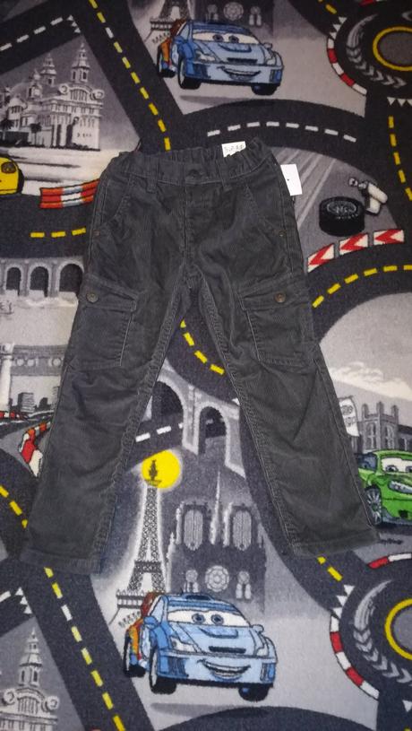 Menžestrove nohavice, c&a,110