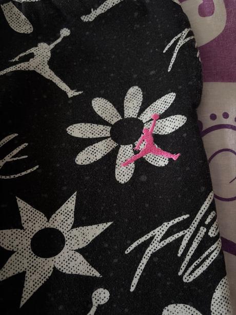 Dievčenské tepláky, air jordan,152