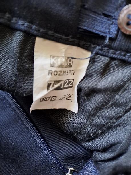 Chlapčenské nohavice, 122