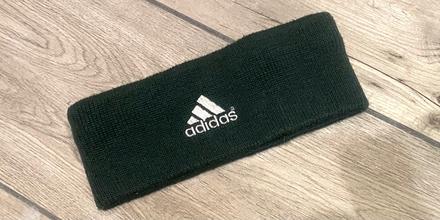 Adidas čelenka, adidas