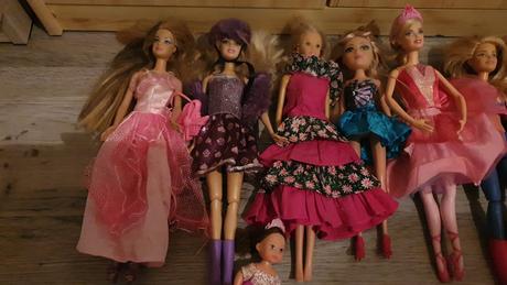 Rozne barbie a babiky, 