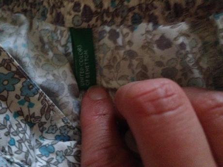 Kvietkovane kratasy, benetton,86