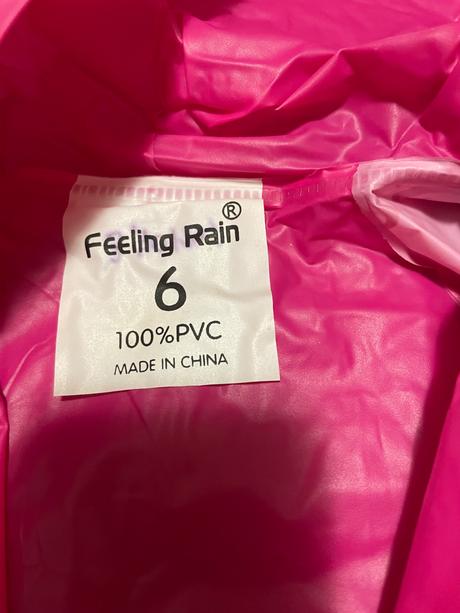 Pršiplášť na 6 rokov, 122