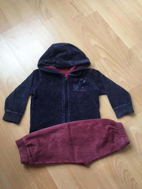 Teplakova súprava, lupilu,74