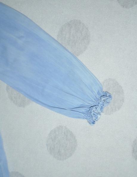 Šaty na 18 mesiacov, 86