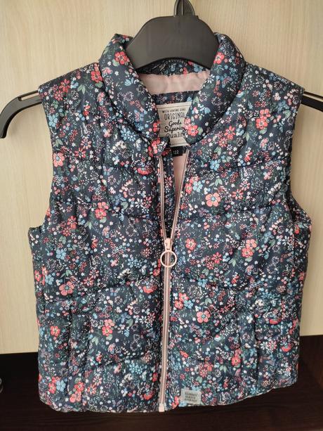 Vesta s kvietkami,116/122 alebo 122/128, c&a,122