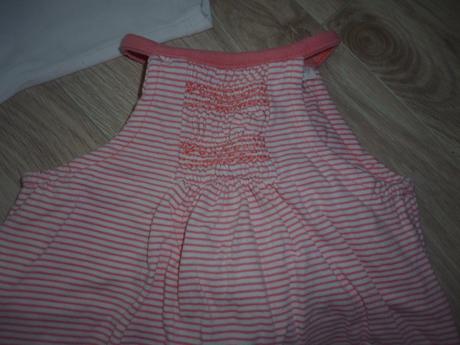 Suprava body a ruzove pasikave nohavice na traky, next,68