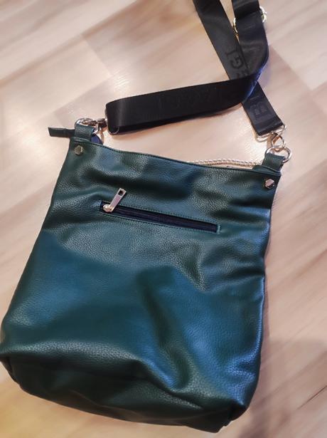 Zelená kabelka laura biaggi,