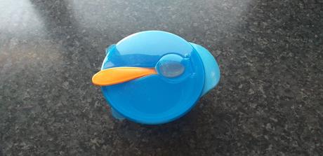 Plastová miska na krmenie, 