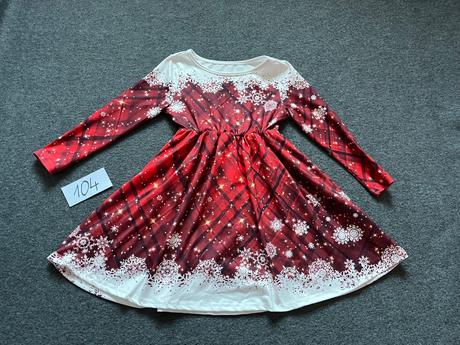 Vianočné šaty, 104