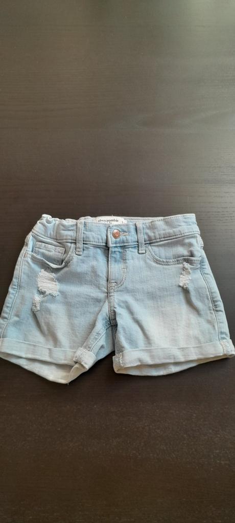 Kraťase 7-8 a&f, abercrombie&fitch,128