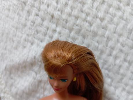 Barbie midge s náušnicami 1993,