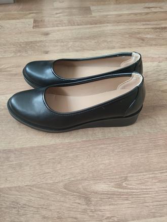 Topanky, clara barson,37