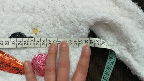 Sveter so snehuliakom, tu,116