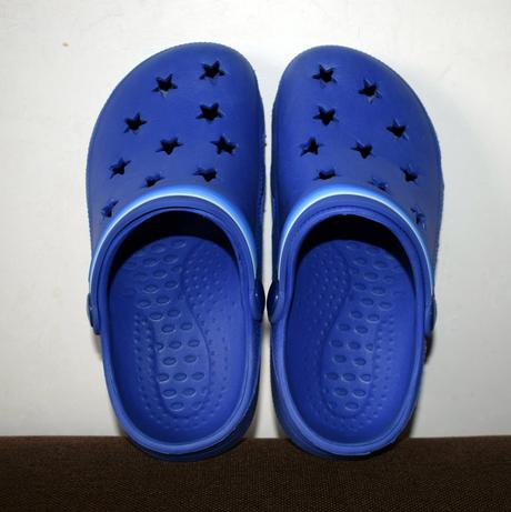 Modré šľapky, f&f,28