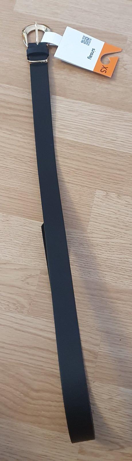 Opasok s visackou, sinsay