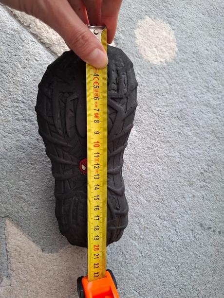 Spidermanovske krocsy, 30