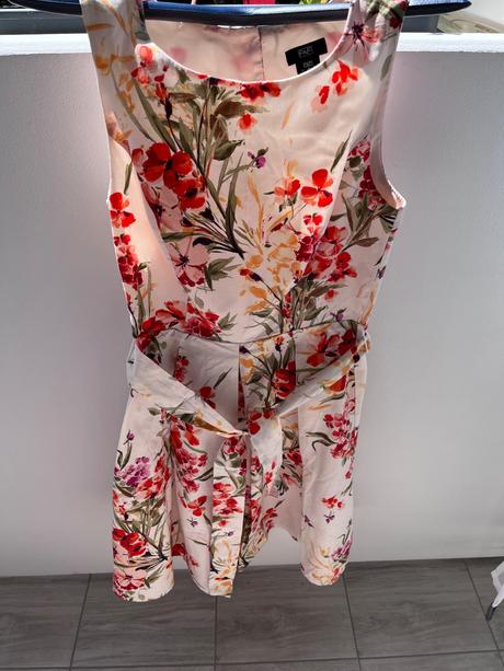 Letné šaty áčko, f&f,xs