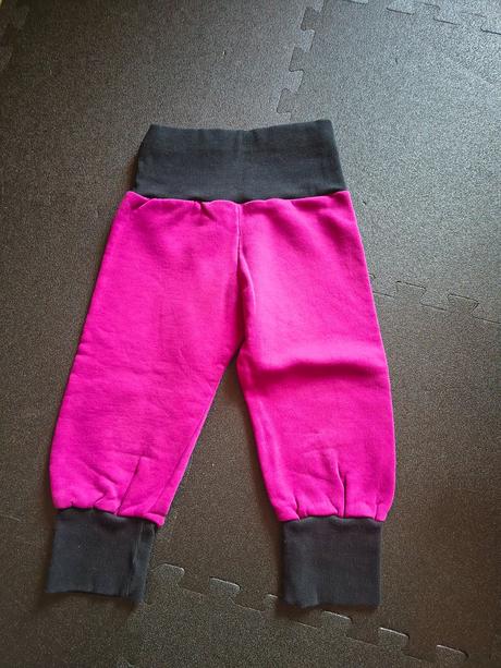 Vyteplene teplaky rastuce, 116