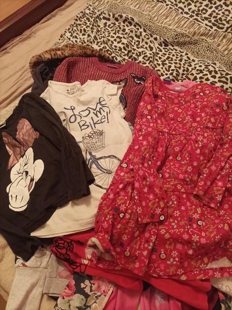 Balík dievča veľ.134/140 už aj s poštou 28 ks, 122–134