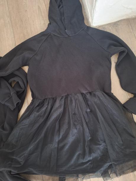 Mikinove saty 2ks, 42