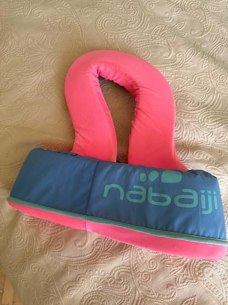 Plávacia vesta decathlon, 